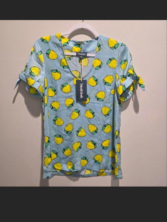 Modcloth Tops - Modcloth Light Blue Lemon 🍋 Print Short Sleeve Top